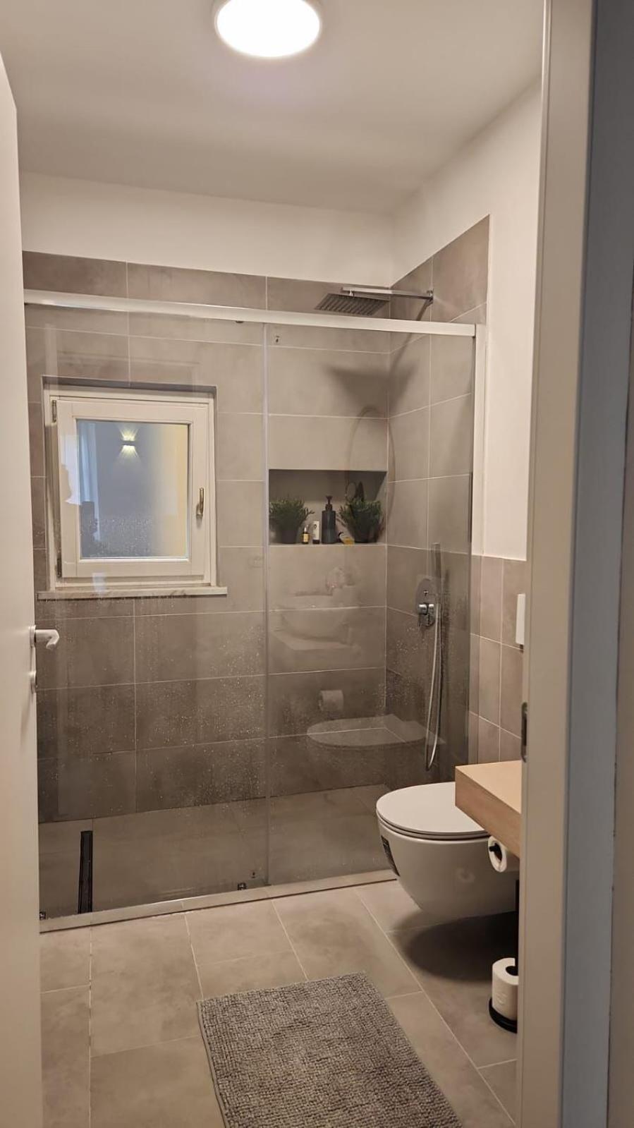 I Marmi New Royal Design Apartment Livorno Ngoại thất bức ảnh
